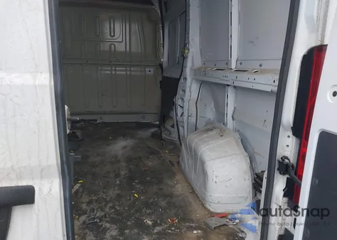 2018 Ram Promaster 2500 High Roof 136 Wb z USA, uszkodzony, nr VIN 3C6TRVCG1JE154760